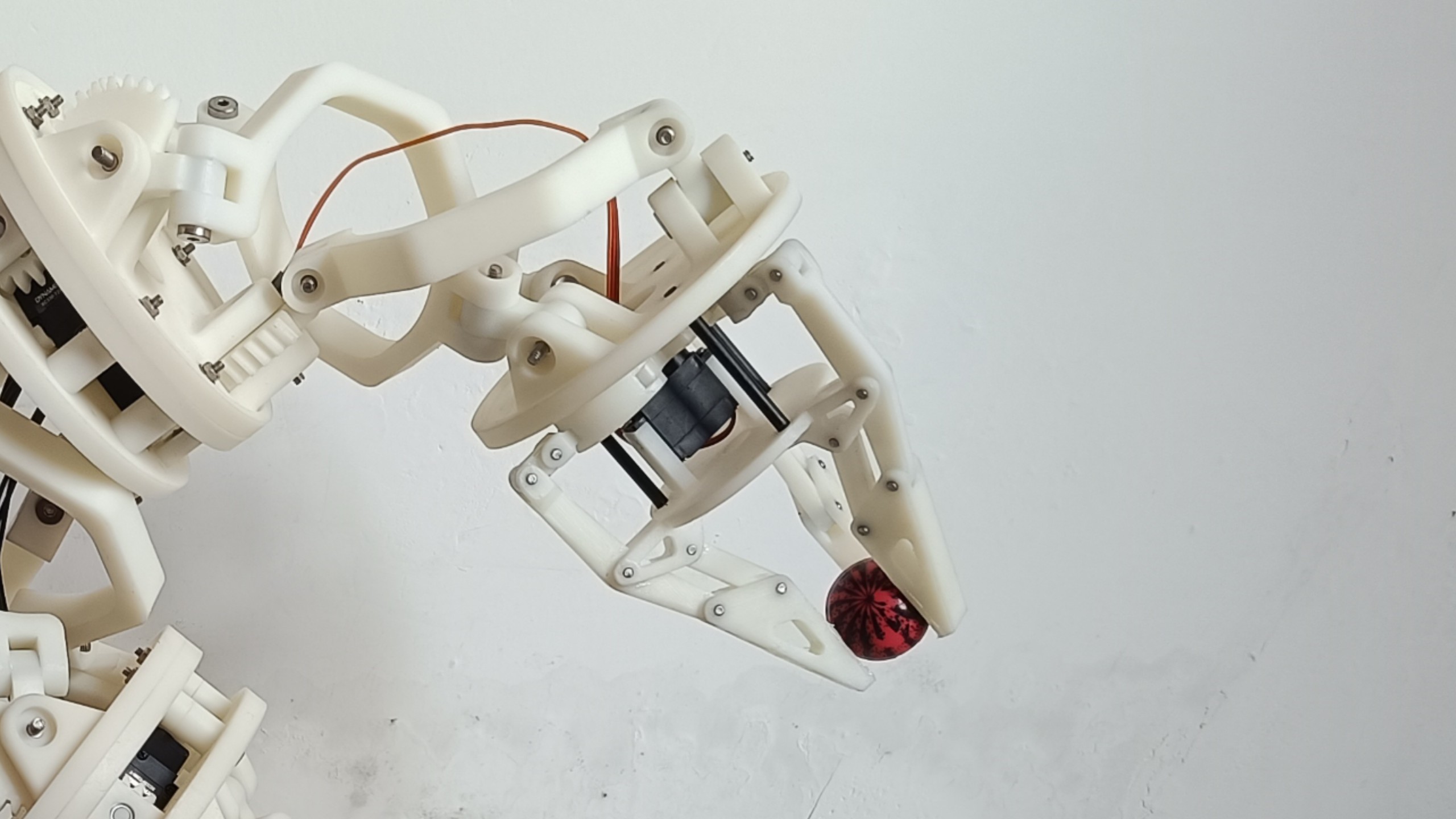 机械抓手 自由机械臂 三维建模 手工打造