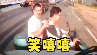 1571：上一秒笑嘻嘻，下一秒哭泣泣！