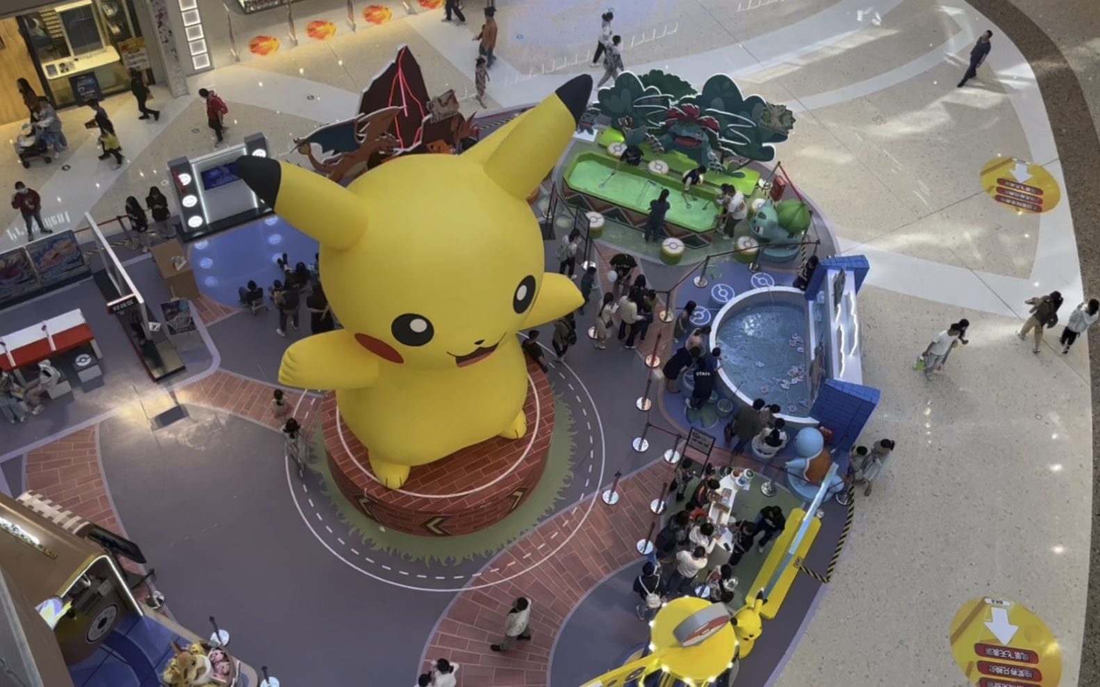 【小花豹讲宝可梦】成都巨型皮卡丘来啦!