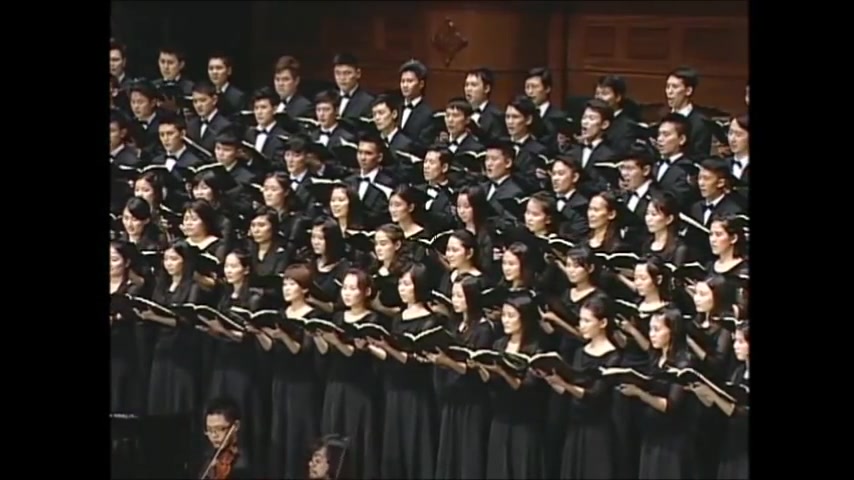 [图]Sanctus from Messe Solennelle de Sainte-Cécile (Gounod) - 台大合唱团