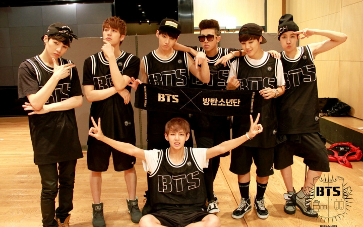 [bts showcase] we are bulletproof pt.2   waiting room inter