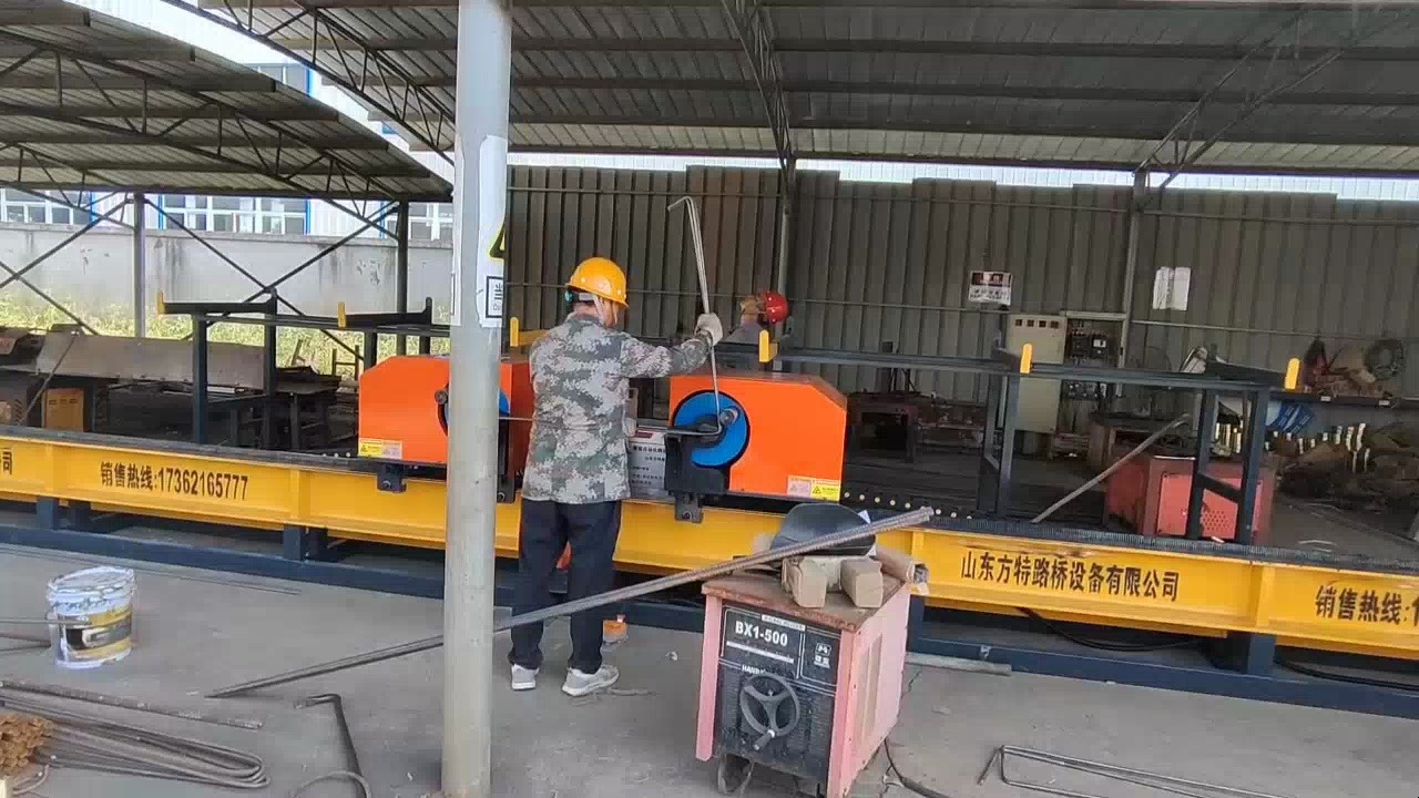立式钢筋弯曲中心 双机头加工效率高