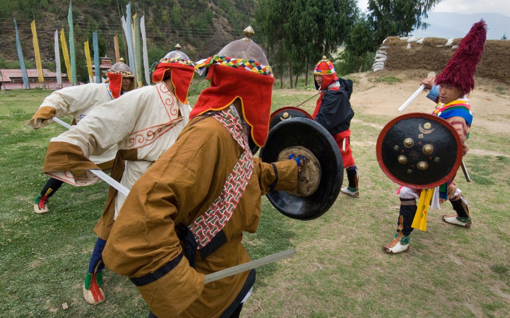 五la96之战,不丹竹巴噶举抵御辛厦巴藏巴汗和格鲁派甘丹颇章.
