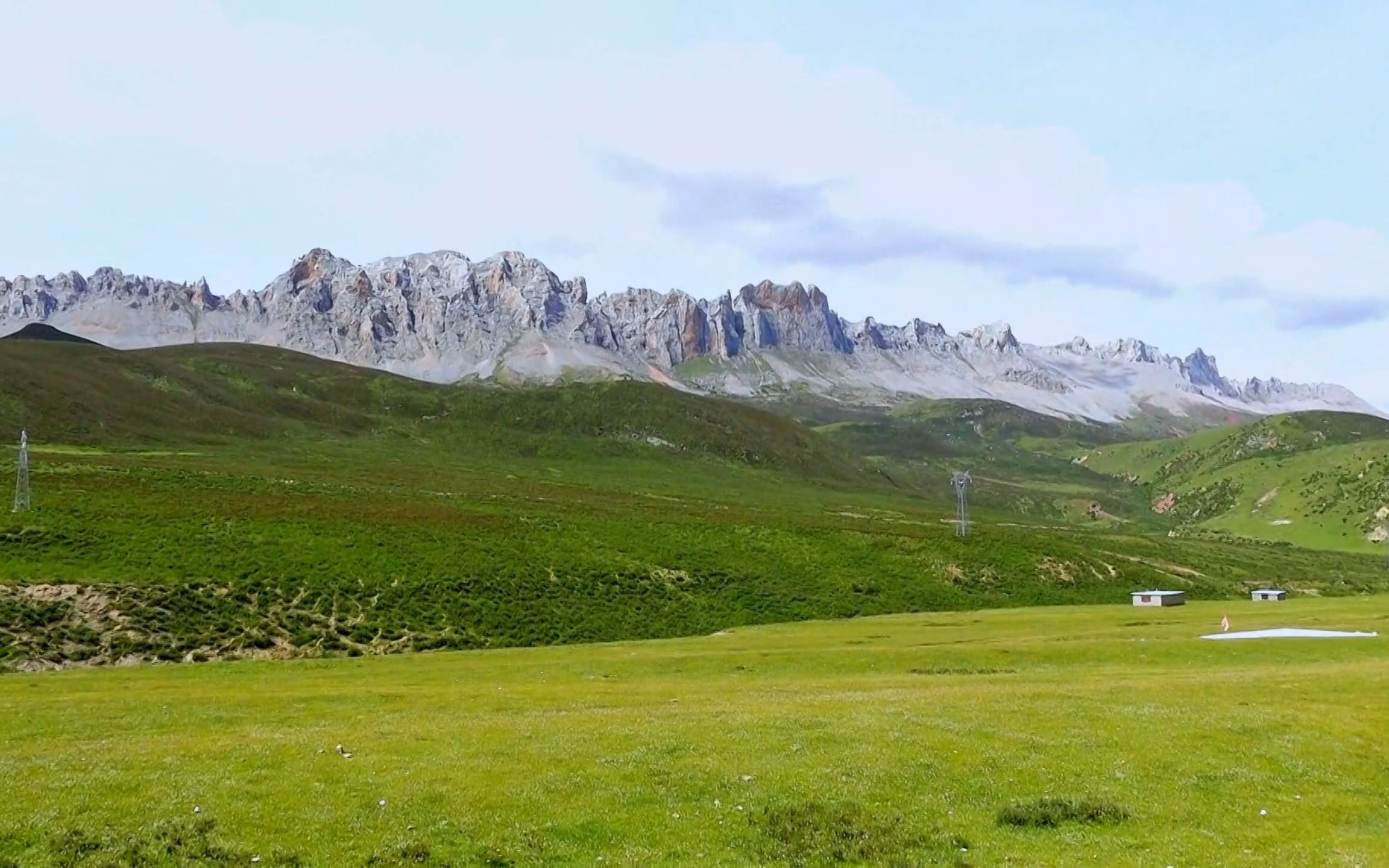 类乌齐--丁青,川藏北线317,草原广阔,山川壮美,风景如画,颠覆想像