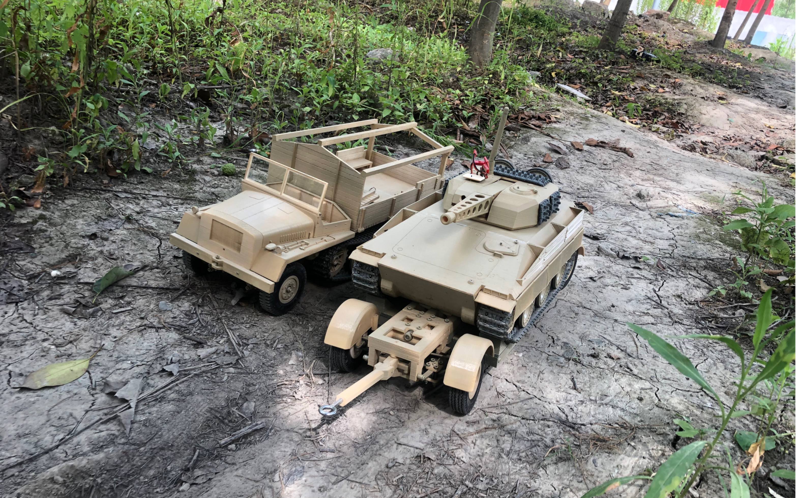 rc-sws半履带车运输坦克长视频_哔哩哔哩_bilibili