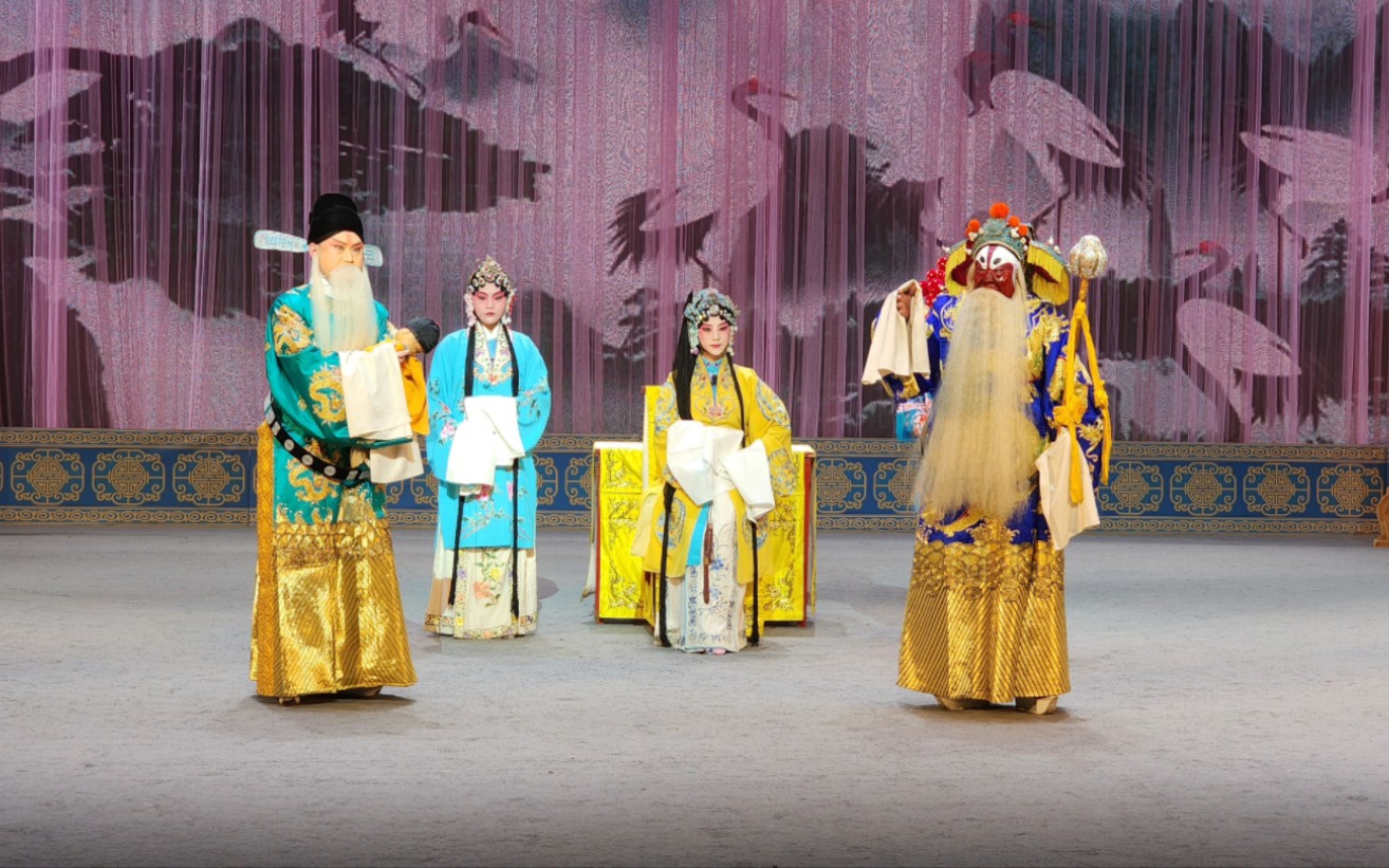 0201 唐山市京剧团经典折子戏展演《二进宫》"怀抱着幼主爷"选段,霍东