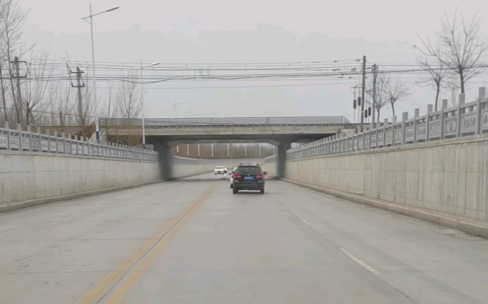 [图]槐乡涧南路风景很美道路干净整洁