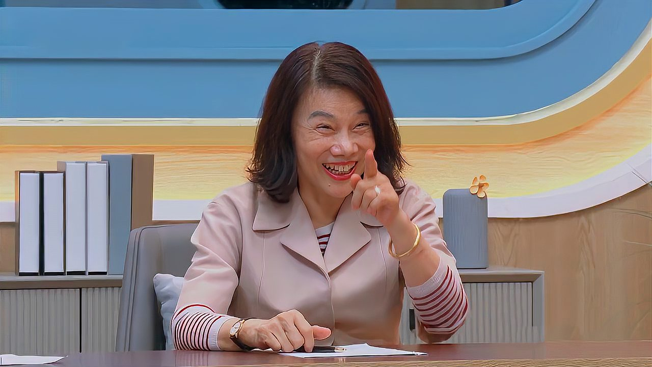 乔杉遇见杨迪画面太搞笑,张翰还不忘搞事情,董明珠瞬间笑眯了眼