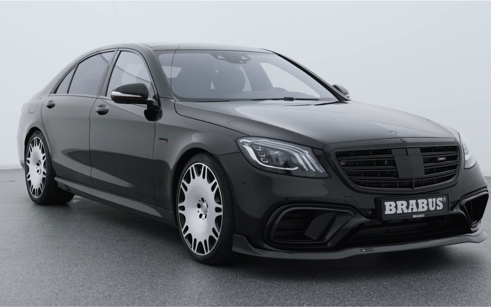 巴博斯800基于amg s63改装_哔哩哔哩 (゜-゜)つロ 干杯~-bilibili