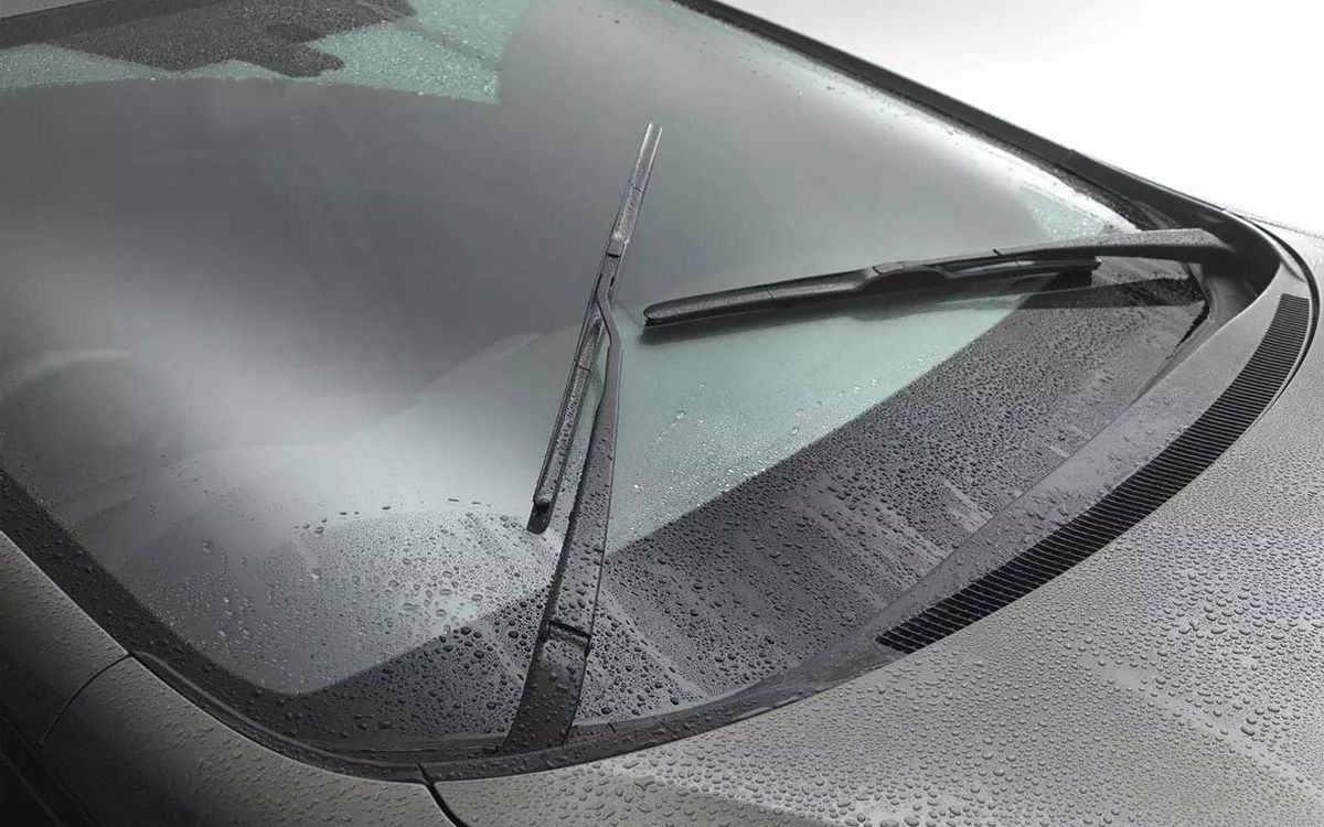 为什么要用专业的雨刮喷水?