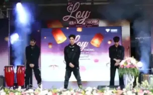 Tải video: 【babe】2019年曼谷大学水灯节表演