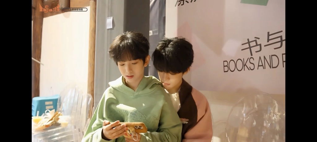 【熙铭】想抱在一起的谎言"看物料"