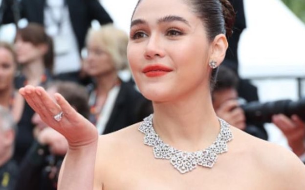 你正在追的泰国泰剧 时尚女王香波chompoo再战戛纳电影节红毯惊艳了