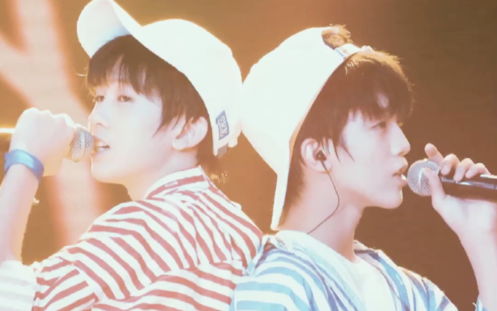 林墨孙亦航林墨孙亦航毕业快乐