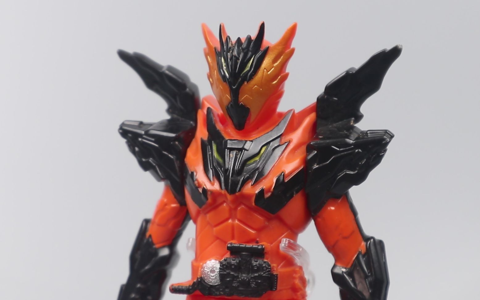 假面骑士熔岩龙,官方数据超高,是你喜欢的假面骑士吗