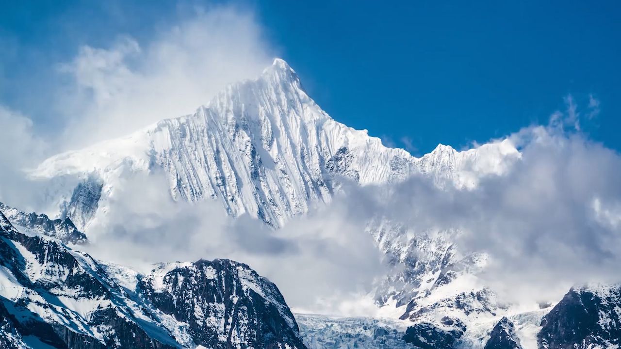 健身广场舞《美丽的雪山姑娘》音乐背景视频 藏族舞蹈视频背景画面哔哩哔哩bilibili