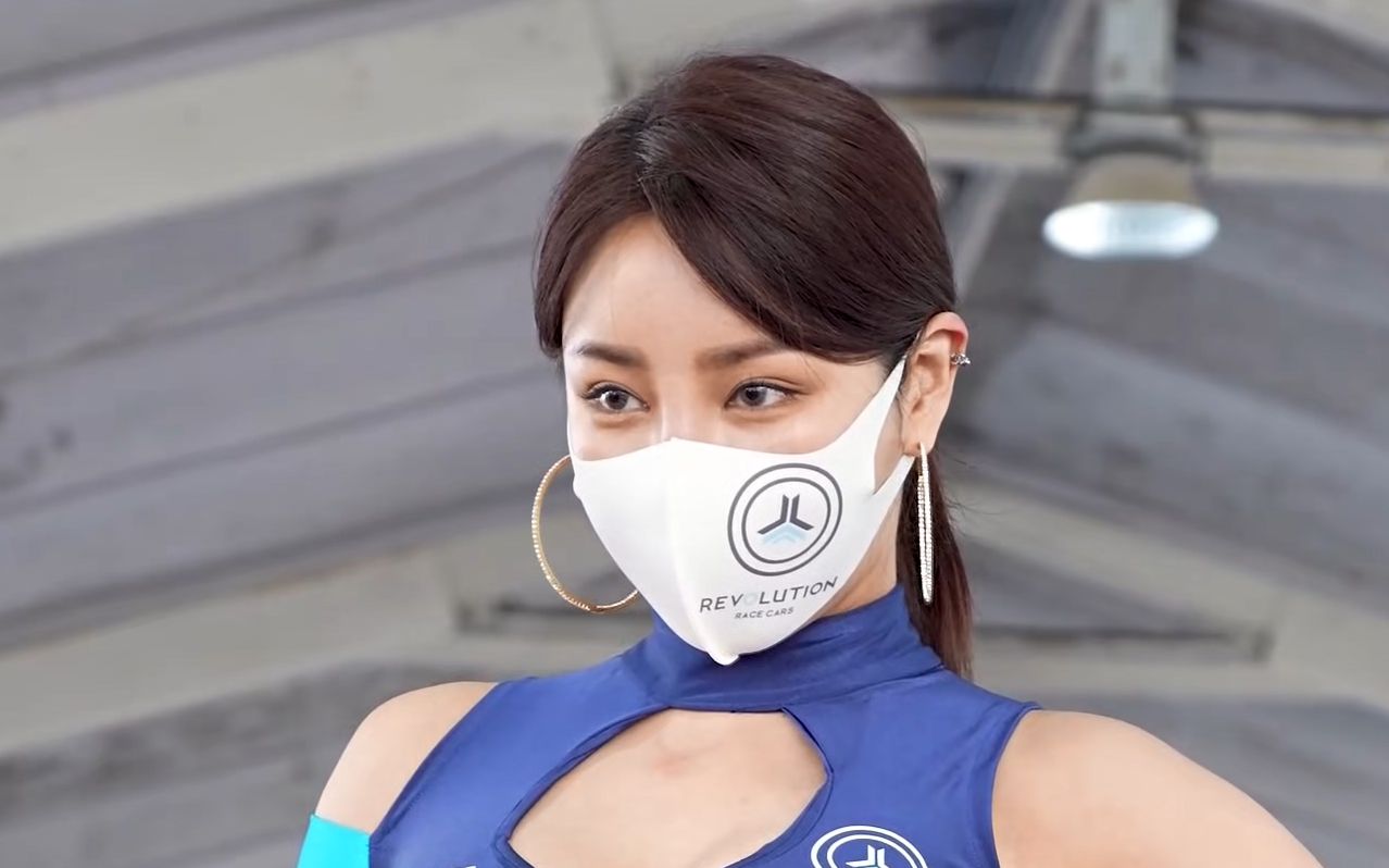 【2022超级赛0424】美女模特车模吕诗妍(2_哔哩哔哩_bilibili