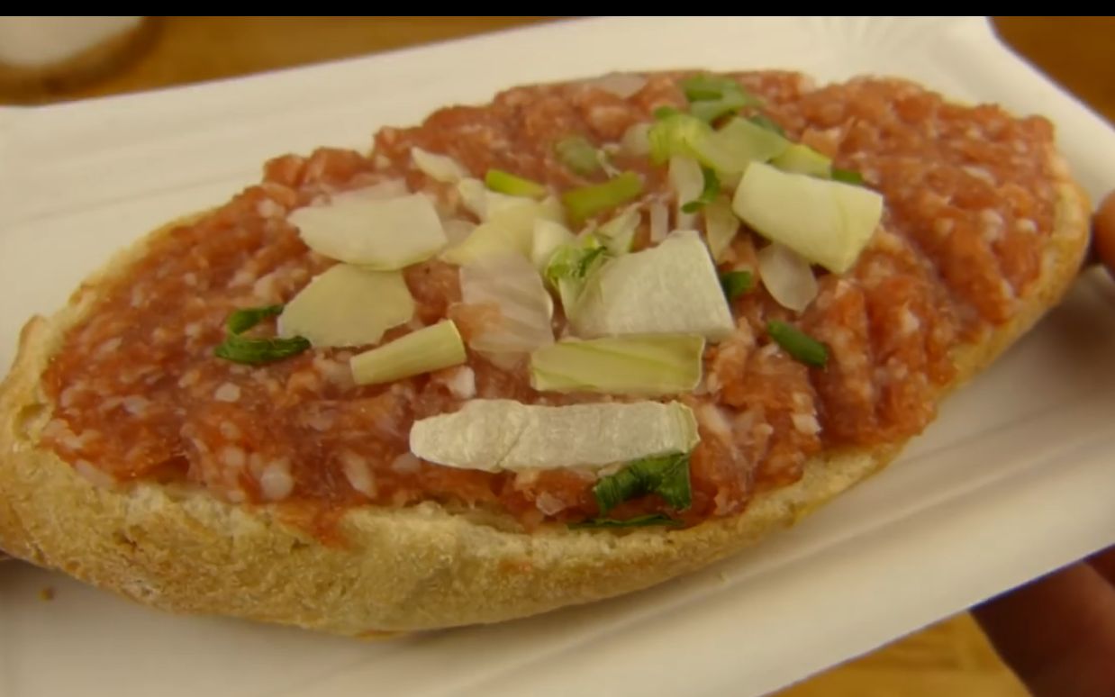 德国美食生猪肉rawmincedpork