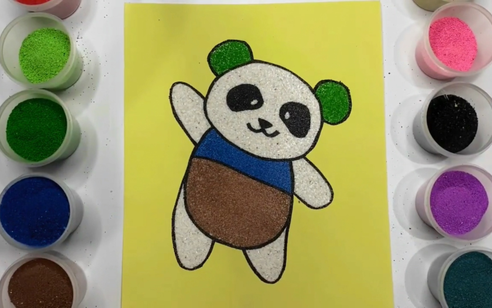简单的熊猫儿童手工沙画,很漂亮,也很好画-爱玩泥巴的小白白-爱玩泥巴