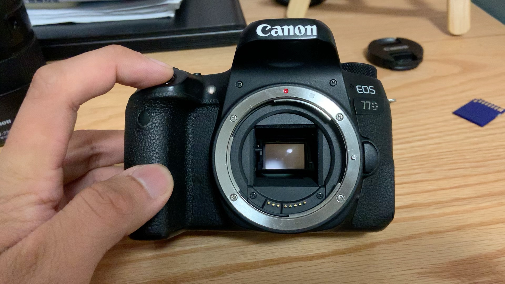 佳能77d高速连拍