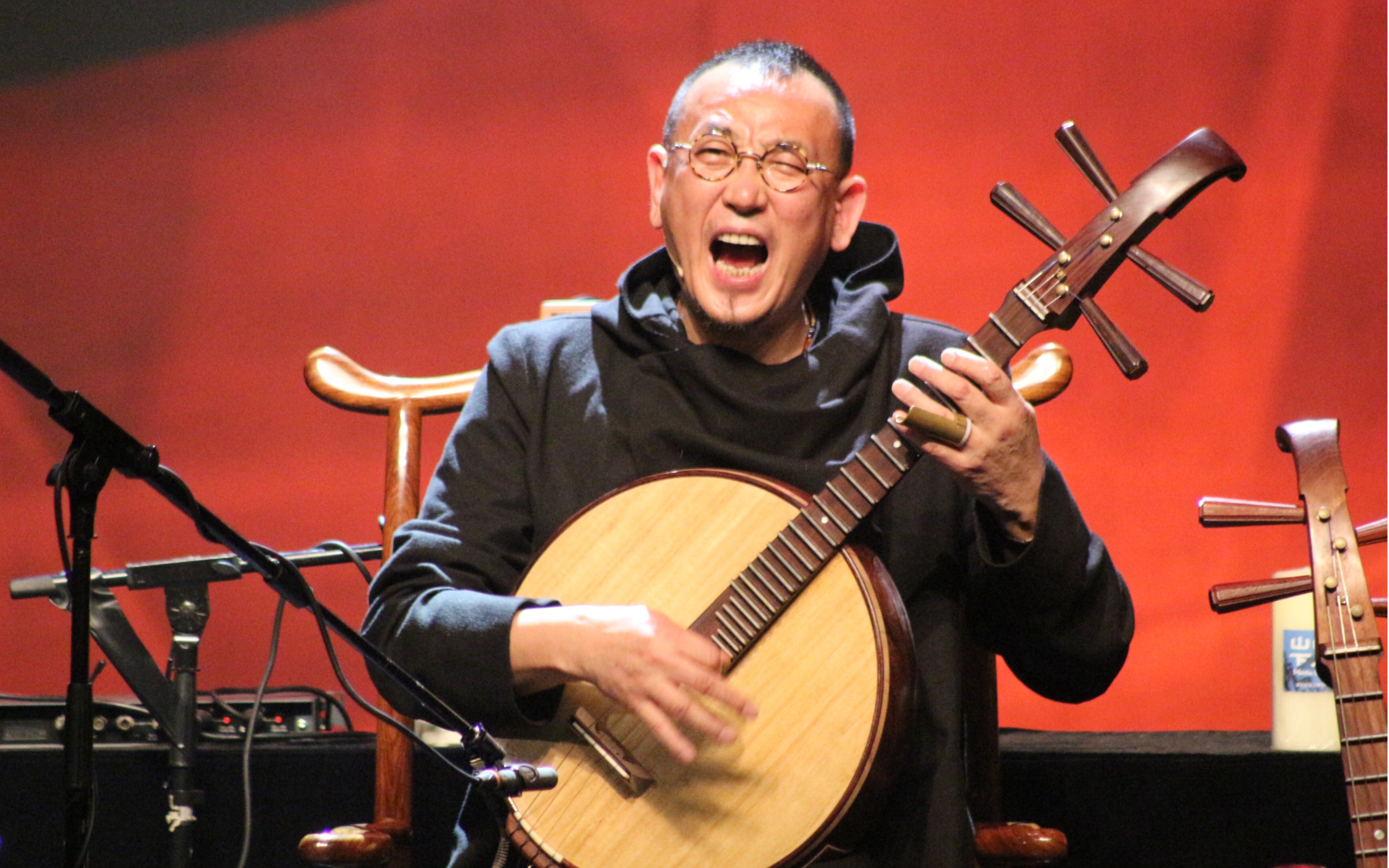 音乐冯满天山下山上四重奏音乐会之酒狂独奏打击乐