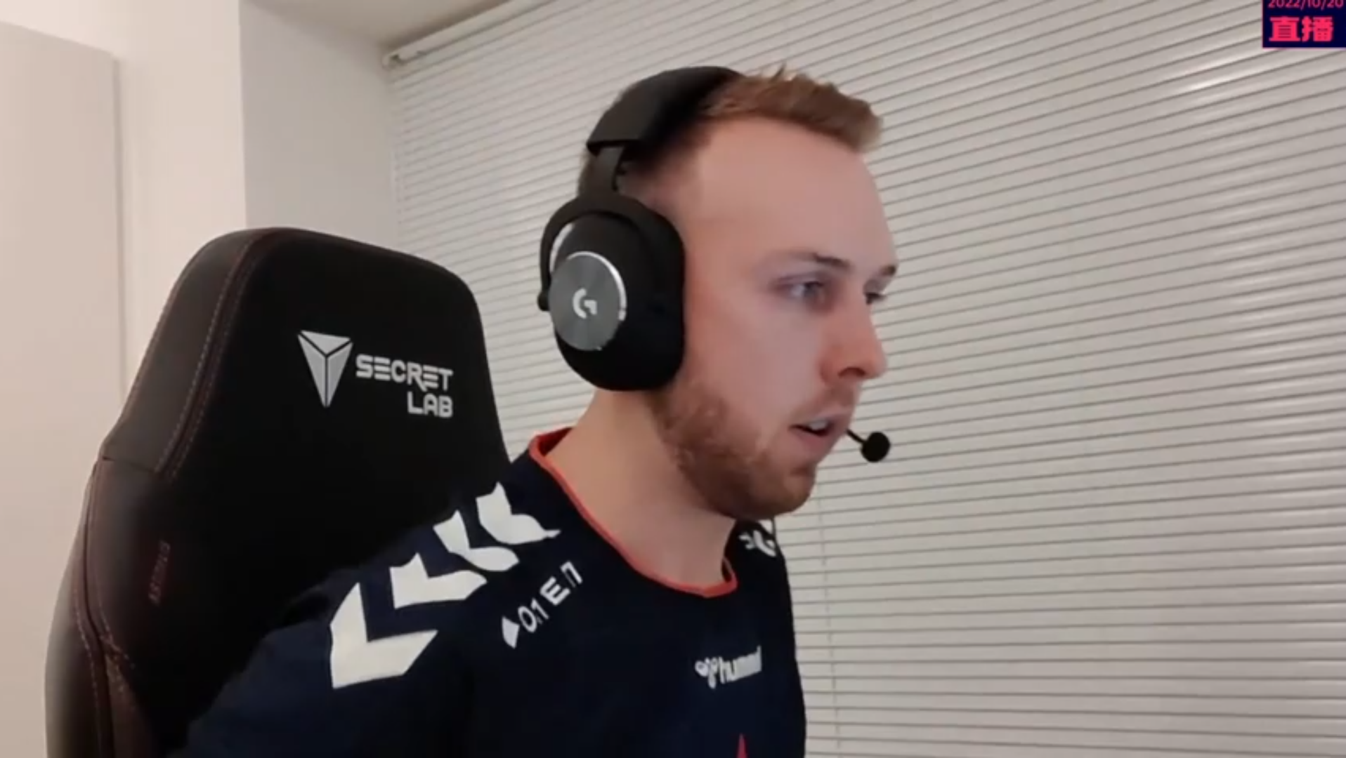 csgo创作激励:普通玩家如何入手原皮蝴蝶csgo 大眼csgo 05 纯情男高5