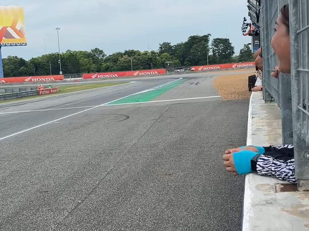 泰国摩托车赛事bric ss2组别唯一中国人～88号andy