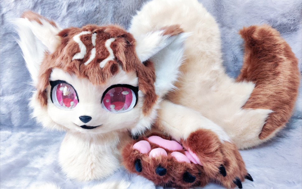 【兽装展示】墨言的小狐狸,是个大眼仔欸_哔哩哔哩_bilibili