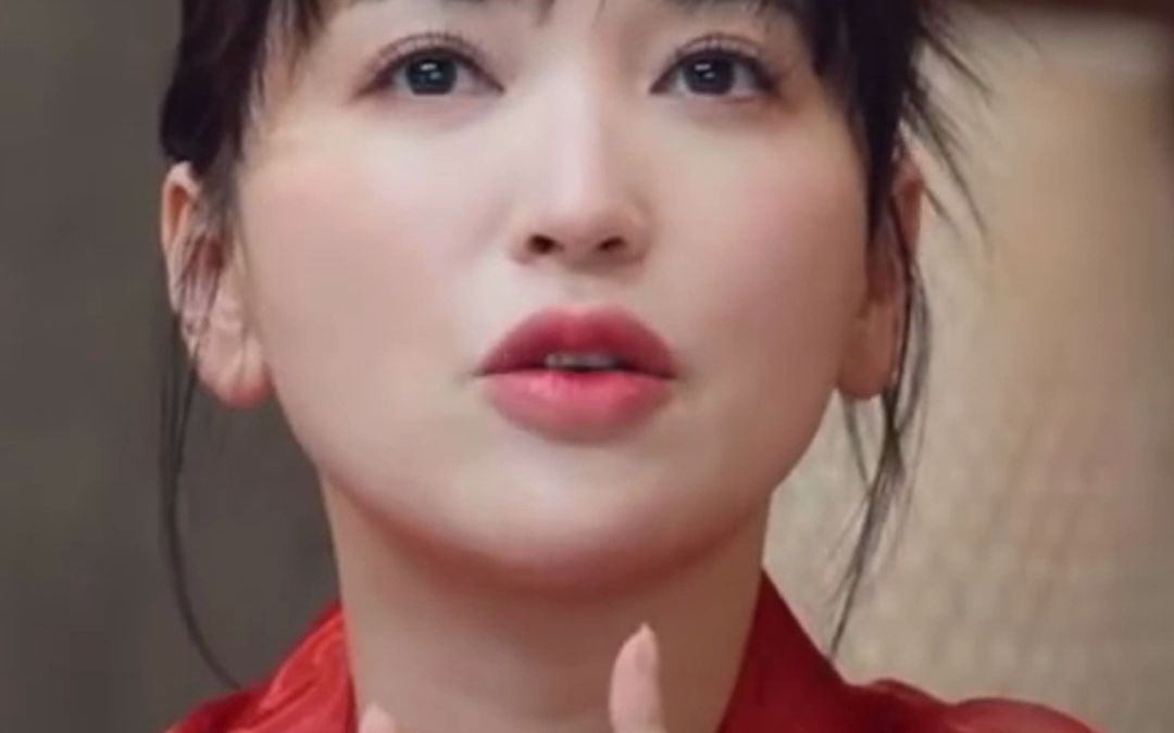 金莎回应恋爱脑