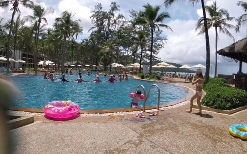 [图]【泰国普吉Phuket Thailand 第二季】（15）阳光下的游泳池2