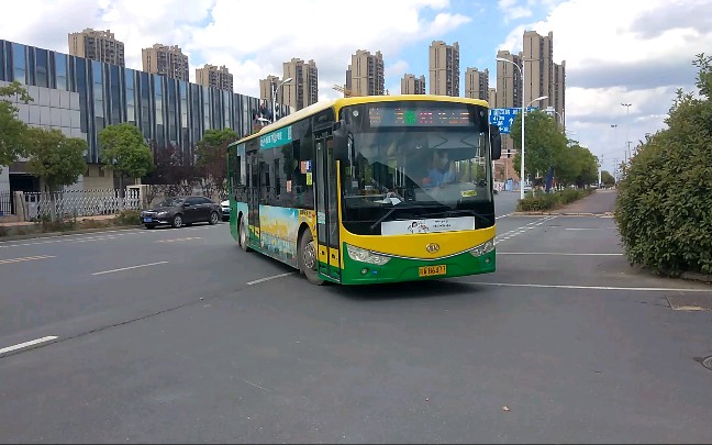 合肥公交运转系列合肥公交81路缓缓驶入华南城公交站