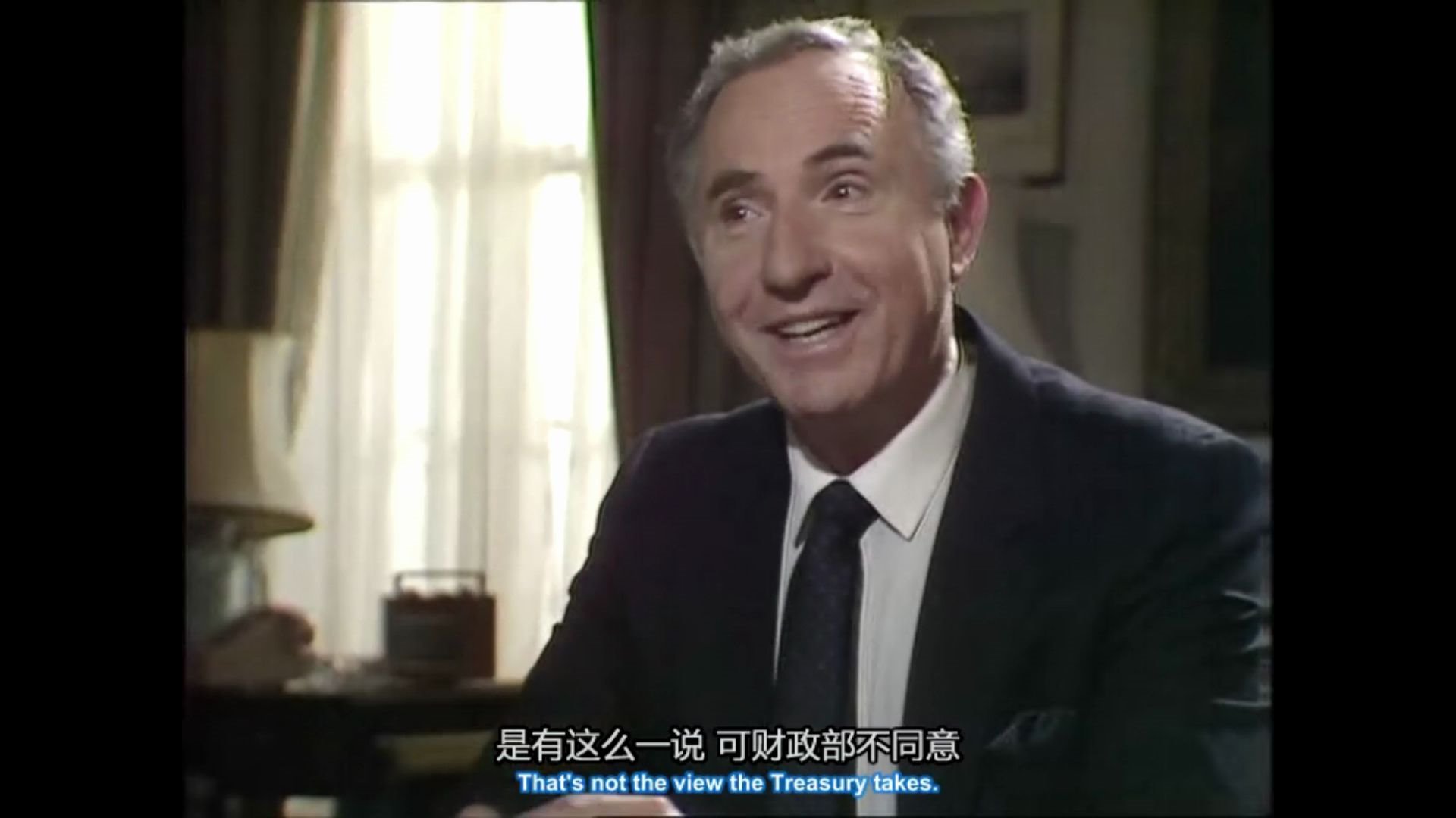 是首相为减税吉姆禁烟虚晃一枪暗交易汉皮虚捧烟民恩人