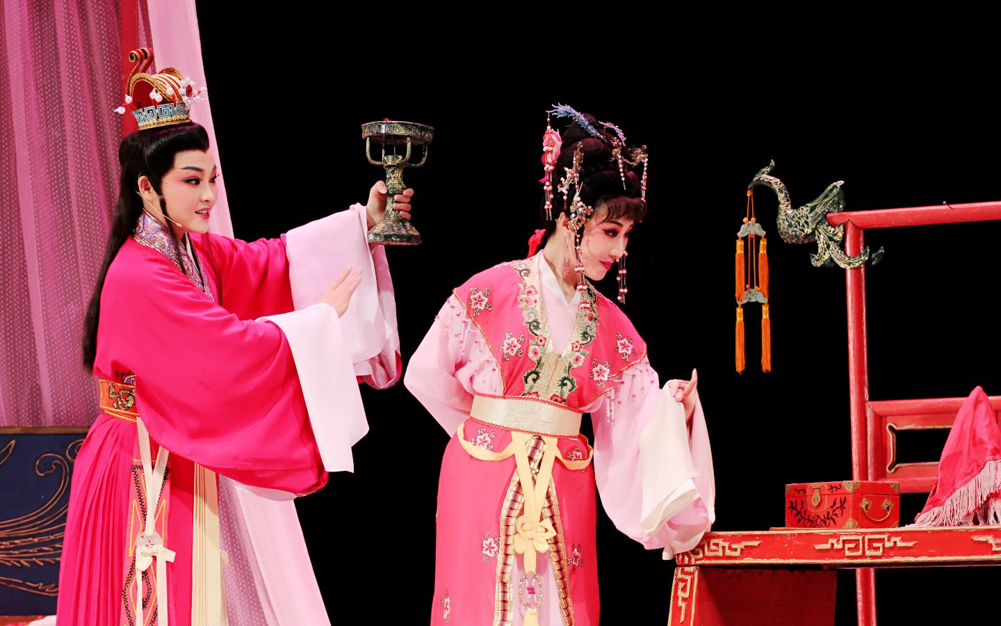 越剧孔雀东南飞雀喻其实人家不叫洞房叫雀喻