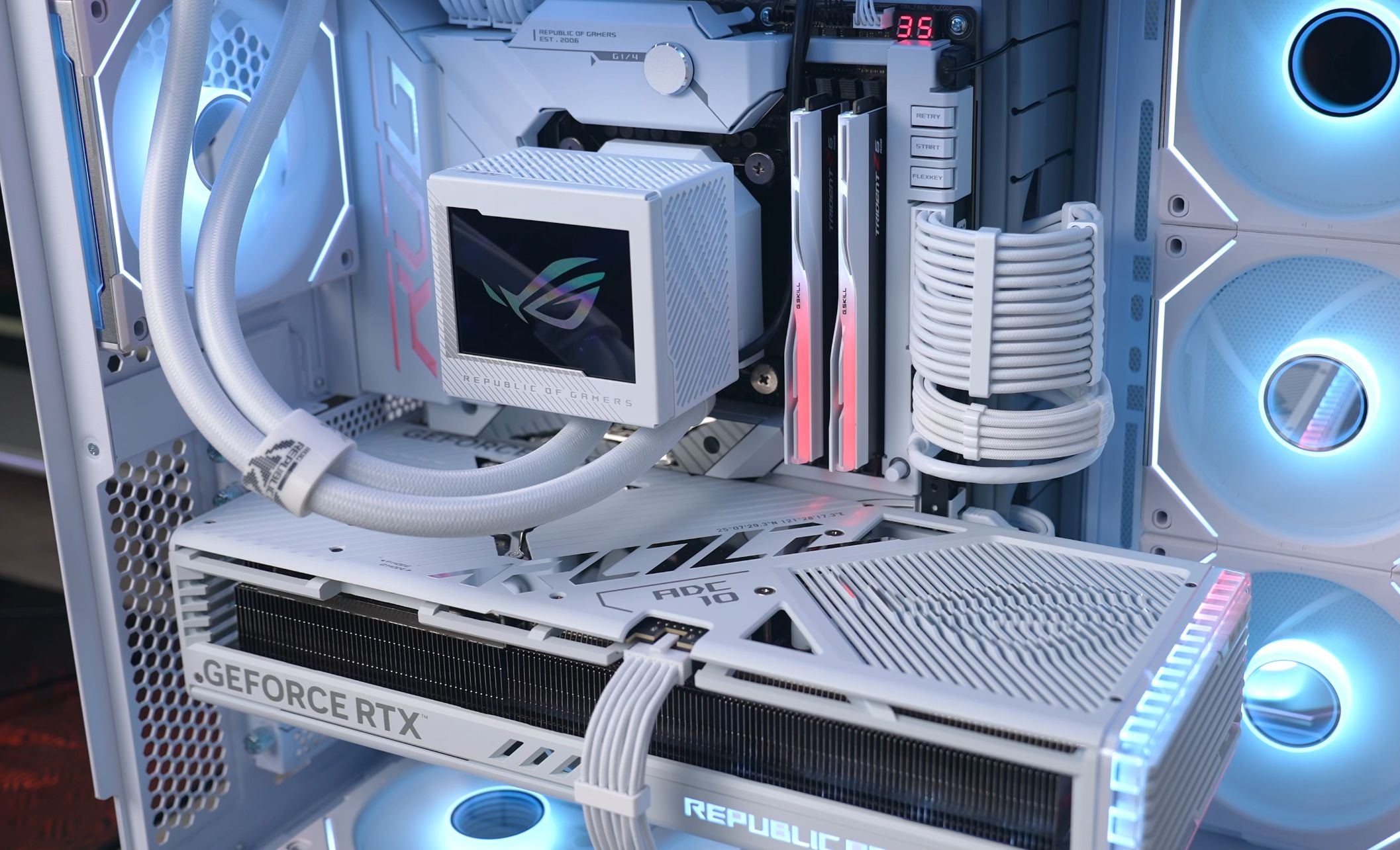 一体水冷电脑主机