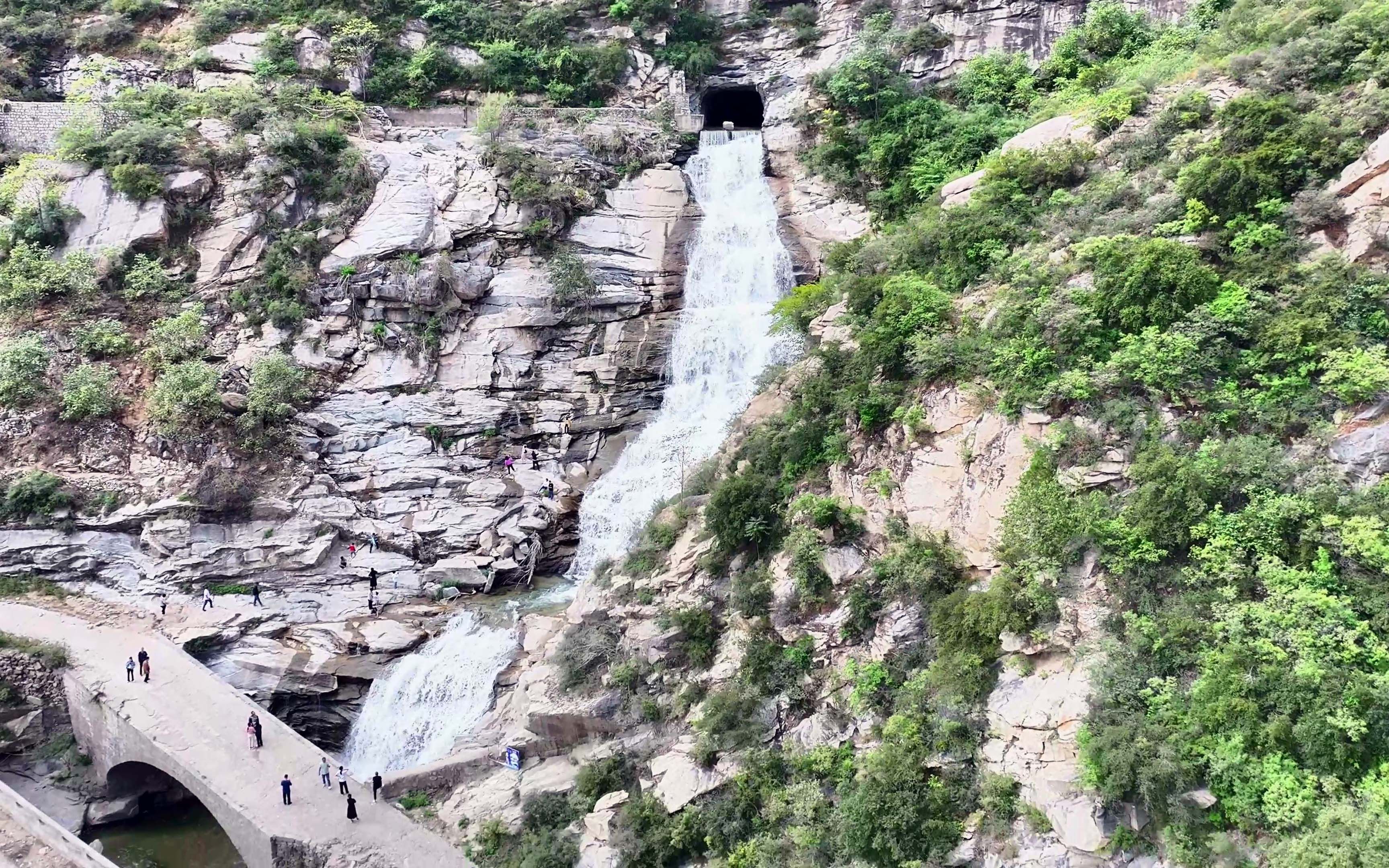 阜平辽道背自然风景区图片