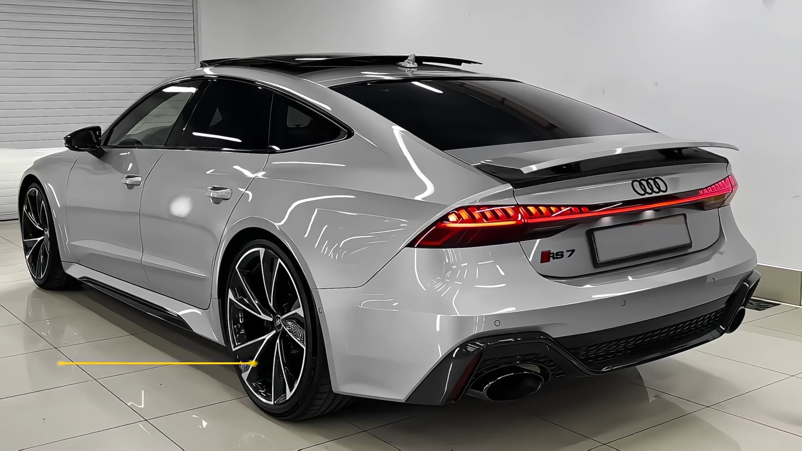 听说艾特出你朋友他会给你买 这你受得了吗!#奥迪#rs7