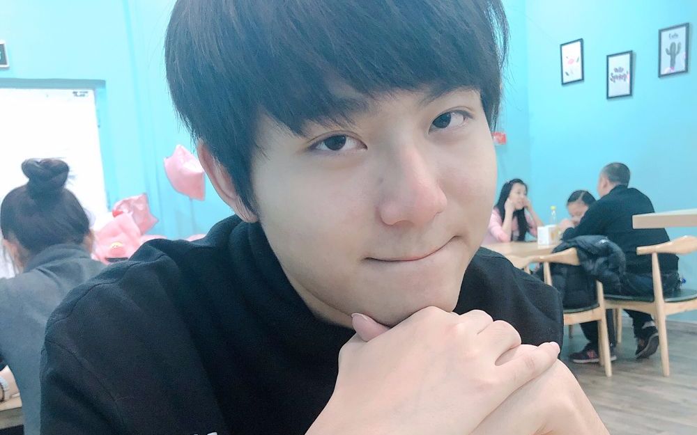 【diya录播】190107 主播亚服激情献吻韩国队友 owl级高能毛妹毁天灭