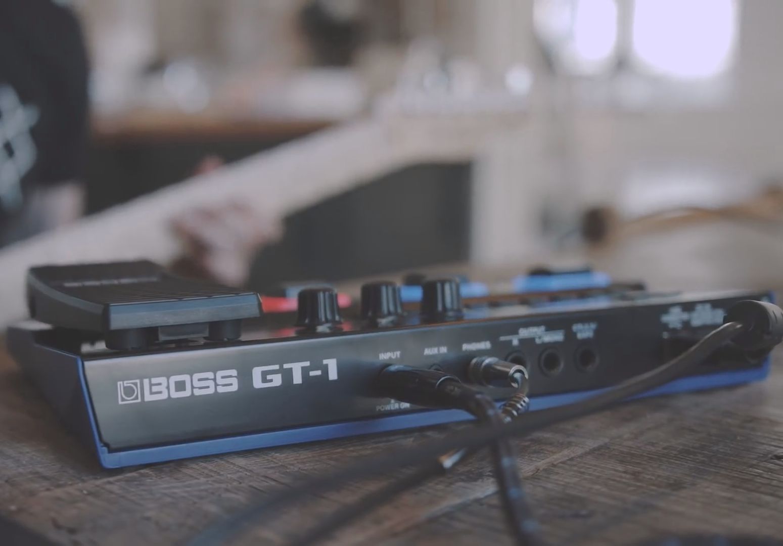 丰富音色,一网打尽 | boss gt-1 吉他综合效果器