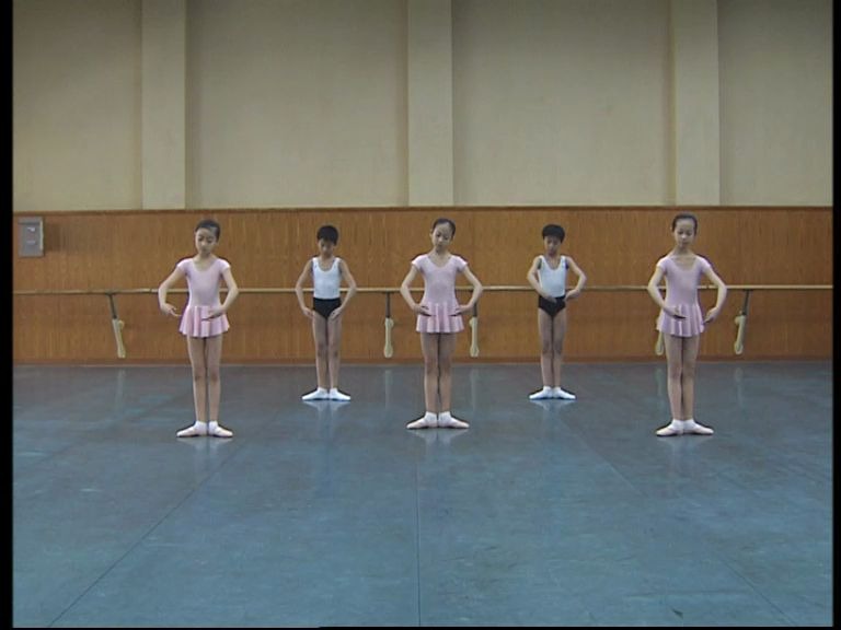 芭蕾北京舞蹈学院芭蕾舞教程二级battementtendu