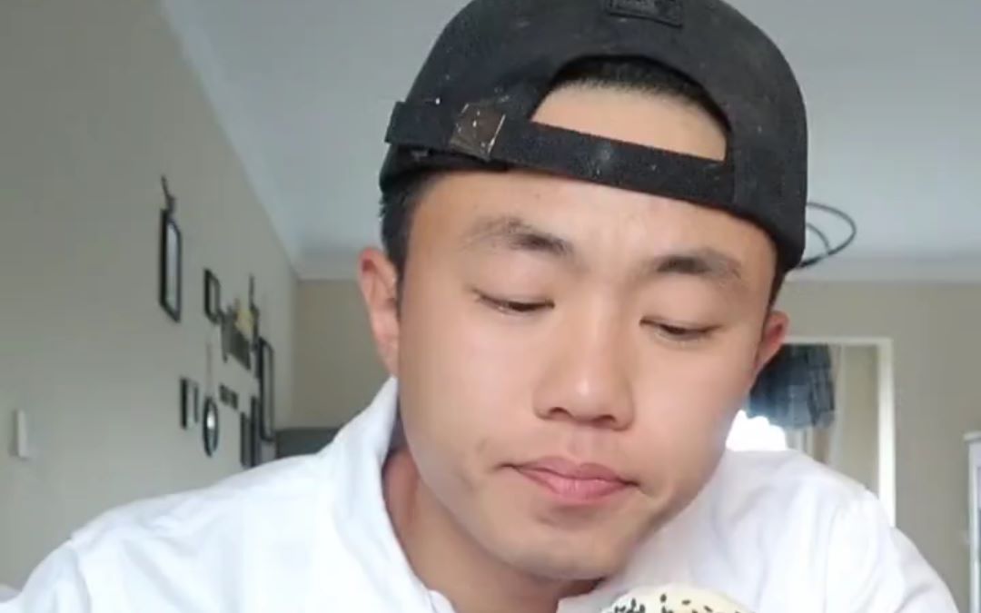 饭桌上的交流精神小伙蜘蛛精鄂厂长加拿大马小闹东北小秋吃吃喝喝聊聊