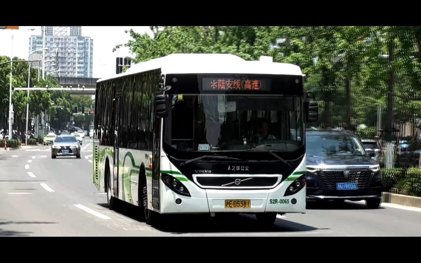 上海公交 巴士三公司 陆安线(高速) s2r-0065
