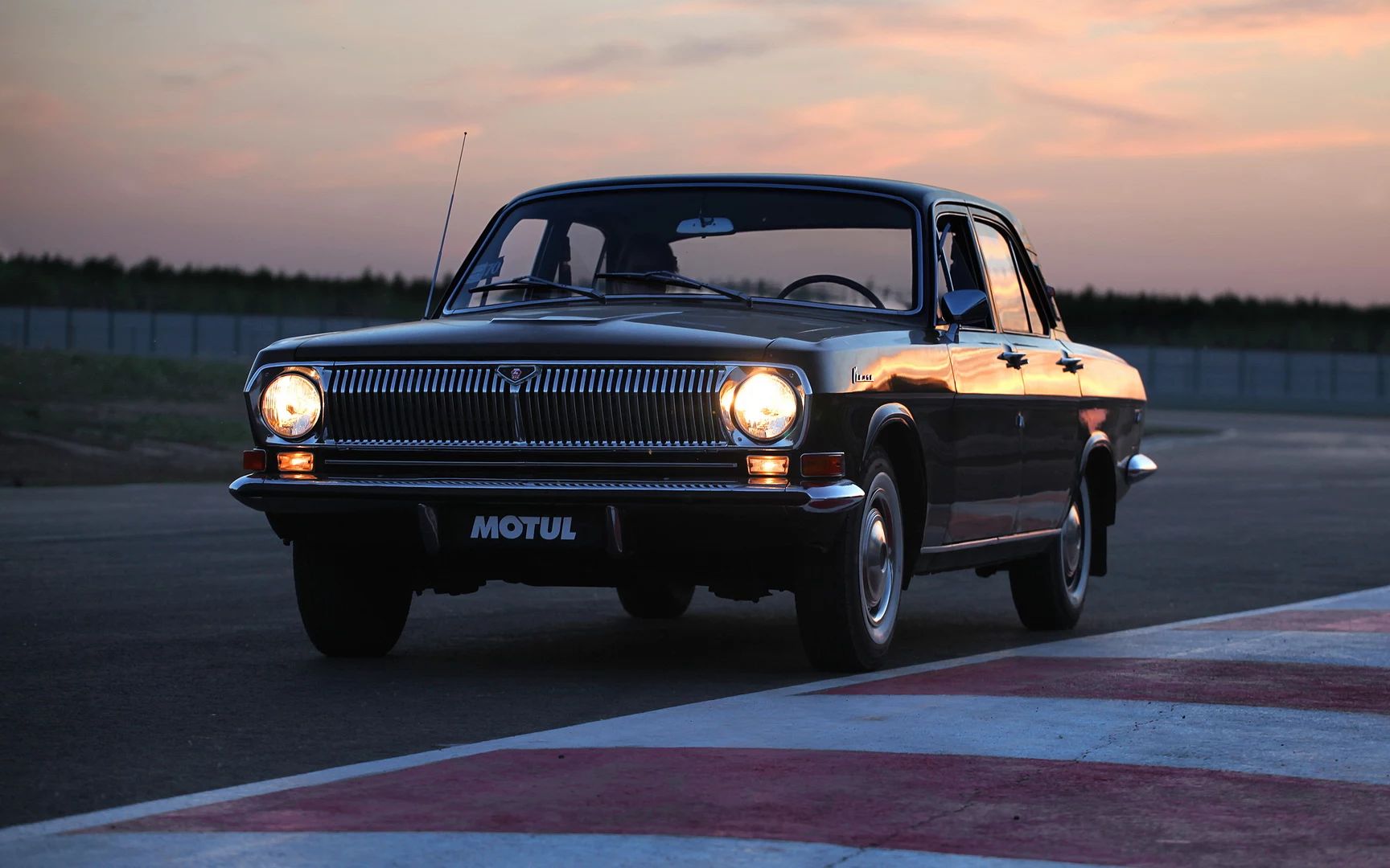 【毛车翻新】(露)苏(西)联(亚)嘎斯24 初代机(2401)车架翻新