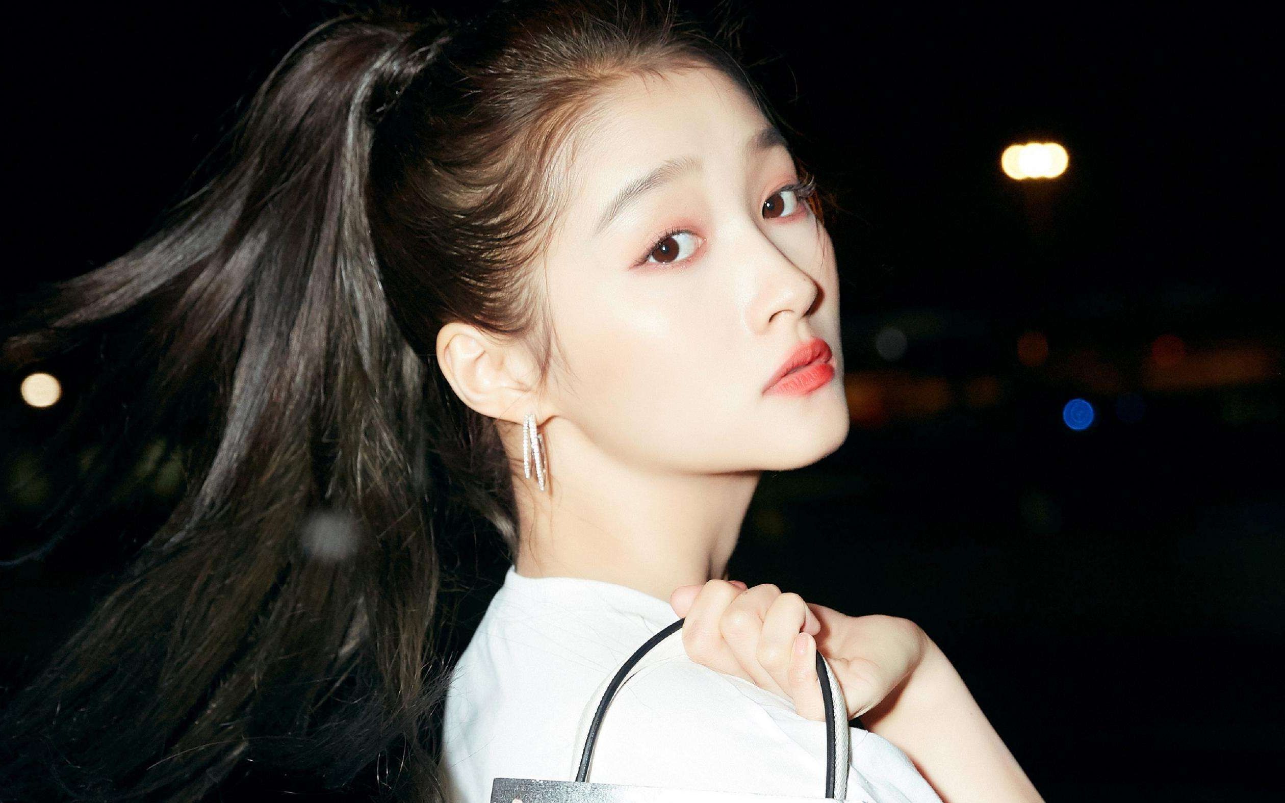 京圈明星的背景张若昀爷爷地质学家关晓彤真公主瓜尔佳氏