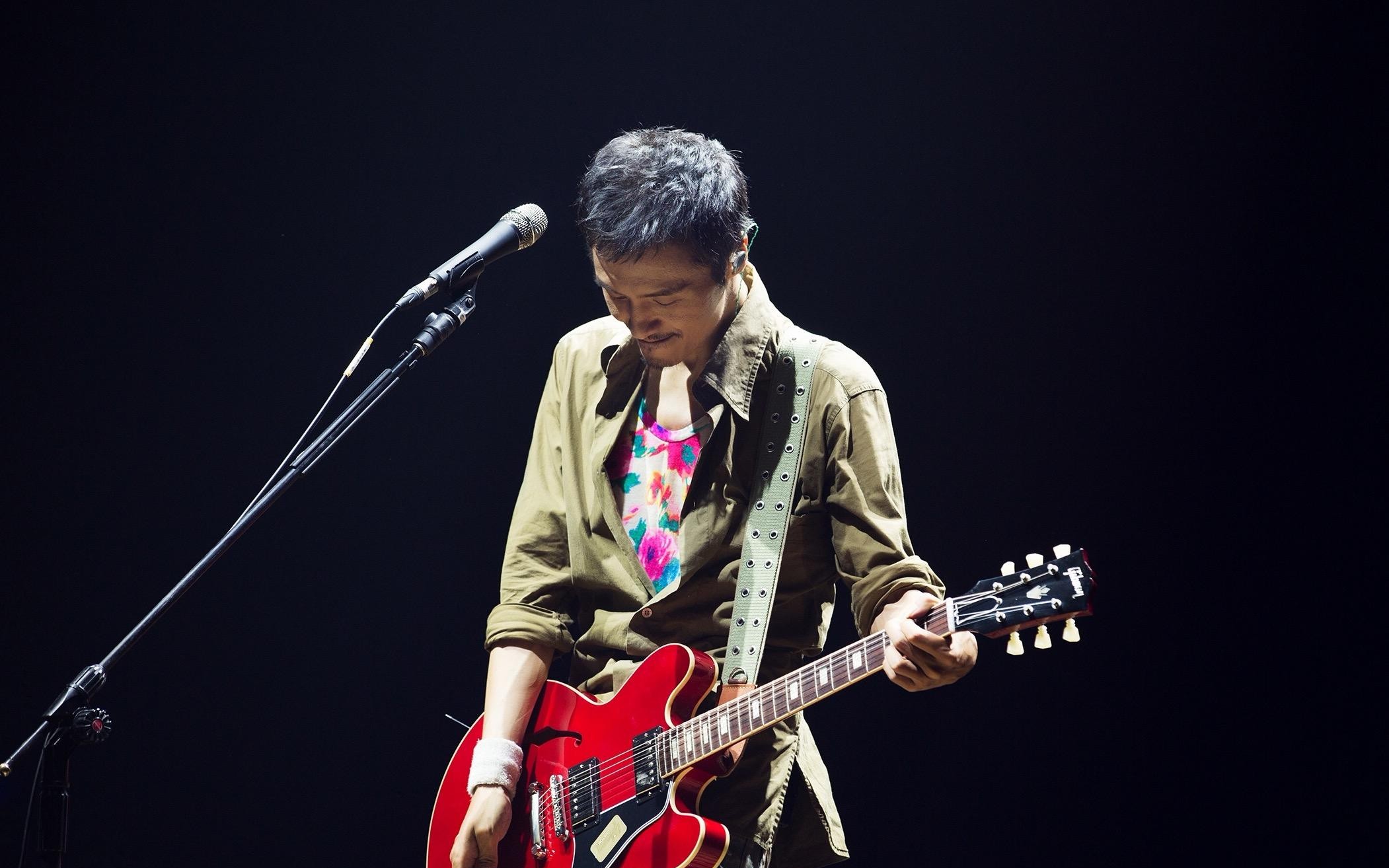 朴树平凡之路万人合唱91贵阳草莓音乐节朴树现场