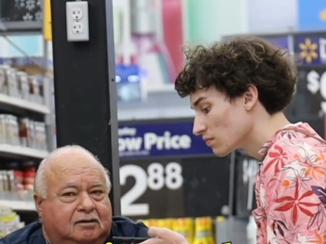 假扮旅客整蛊别人