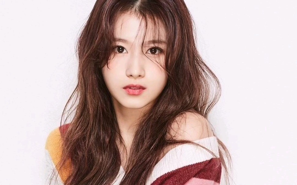 凑崎纱夏sana《what is love?》直拍