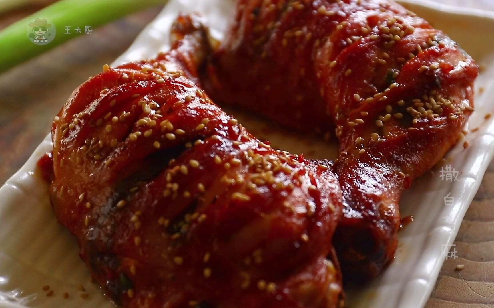 【美食教程】奥尔良烤鸡腿这样做,以后不用点外卖了,这比外卖好吃多了