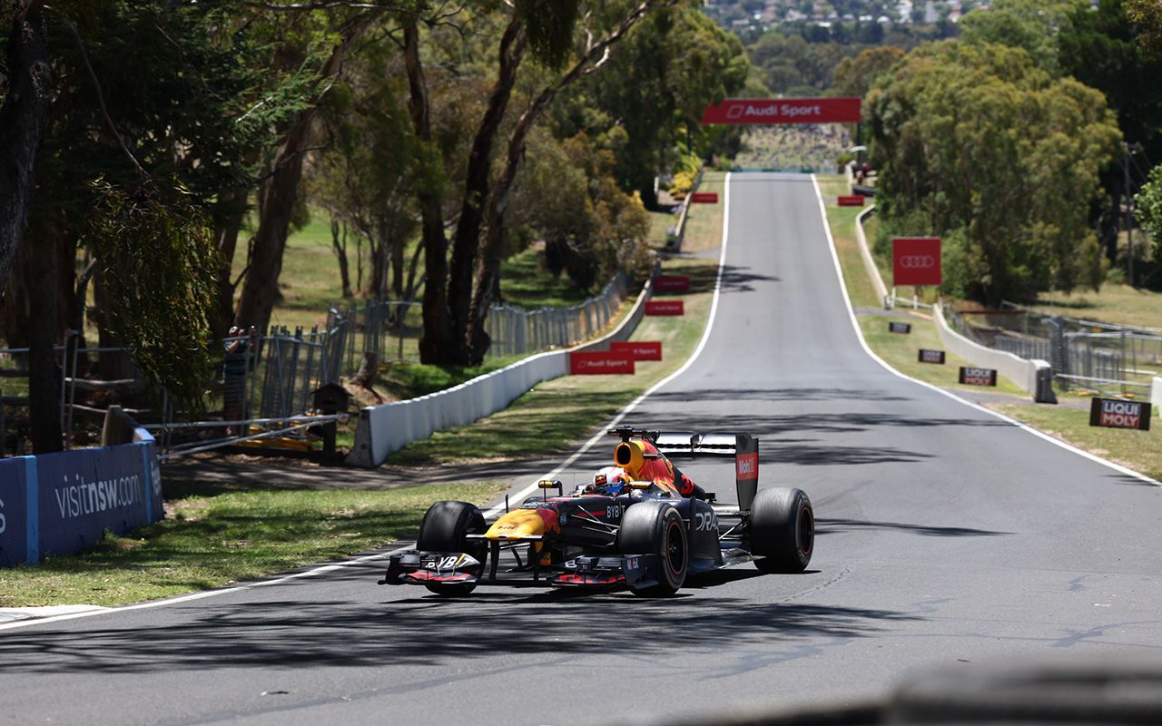 红牛rb7巴瑟斯特全景山巡游圈