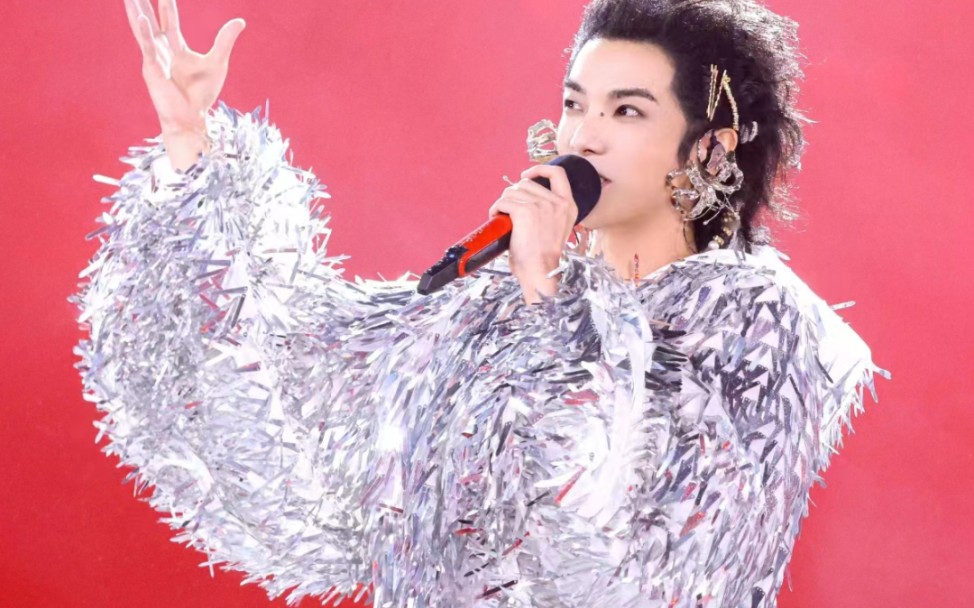 【自存】华晨宇火星演唱会talk 《飞行模式》中间进错拍了被火星人笑