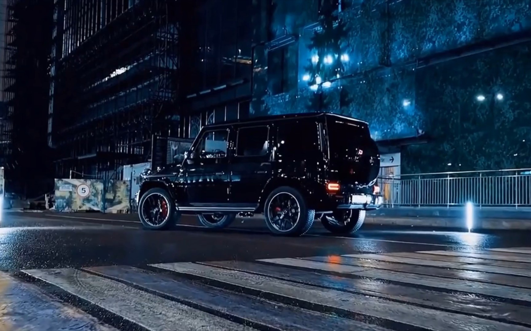 男人座驾奔驰大g